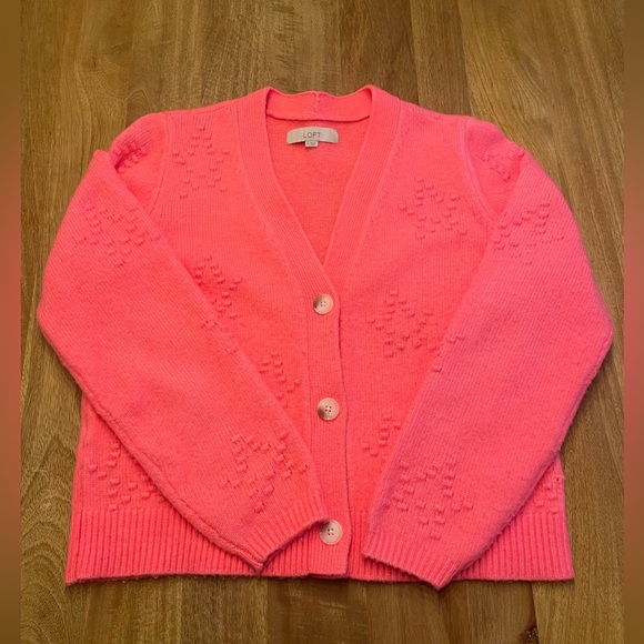 LOFT Sweaters - LOFT Hot Pink Women's Sweater -Like New